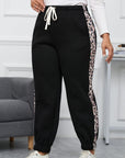 Black Plus Size Contrast Leopard Side Panel Joggers - Toi ‘n’ Moi Ltd