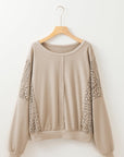 Sweat-shirt en tricot parcheminé avec bordure côtelée et coutures apparentes