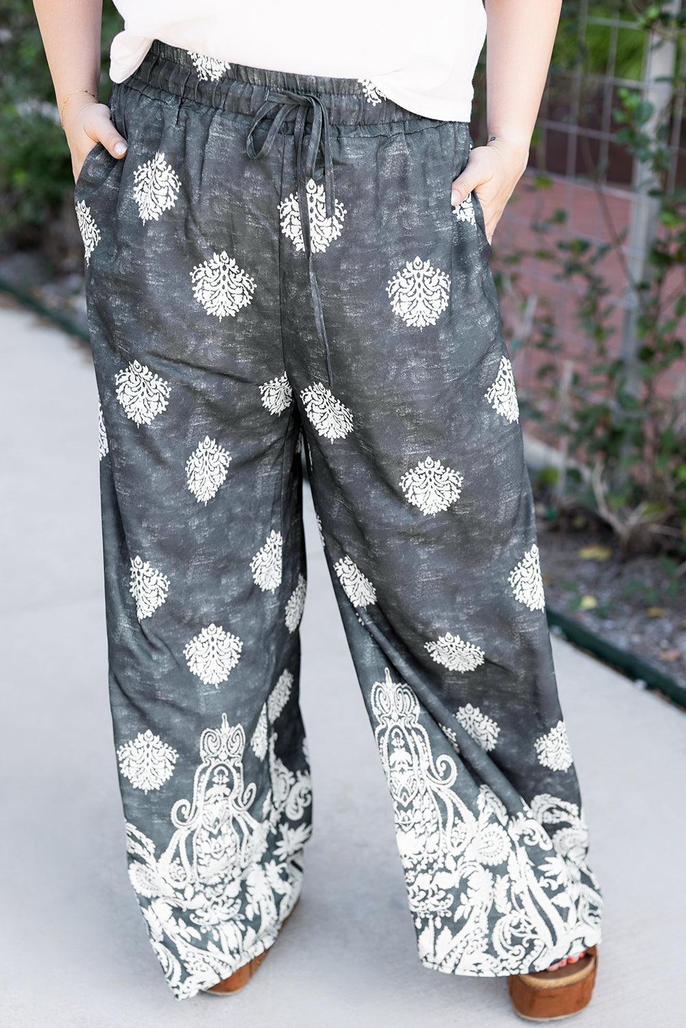 Black Plus Size Geometric Ethnic Print Drawstring Wide Leg Pants - Toi ‘n’ Moi Ltd