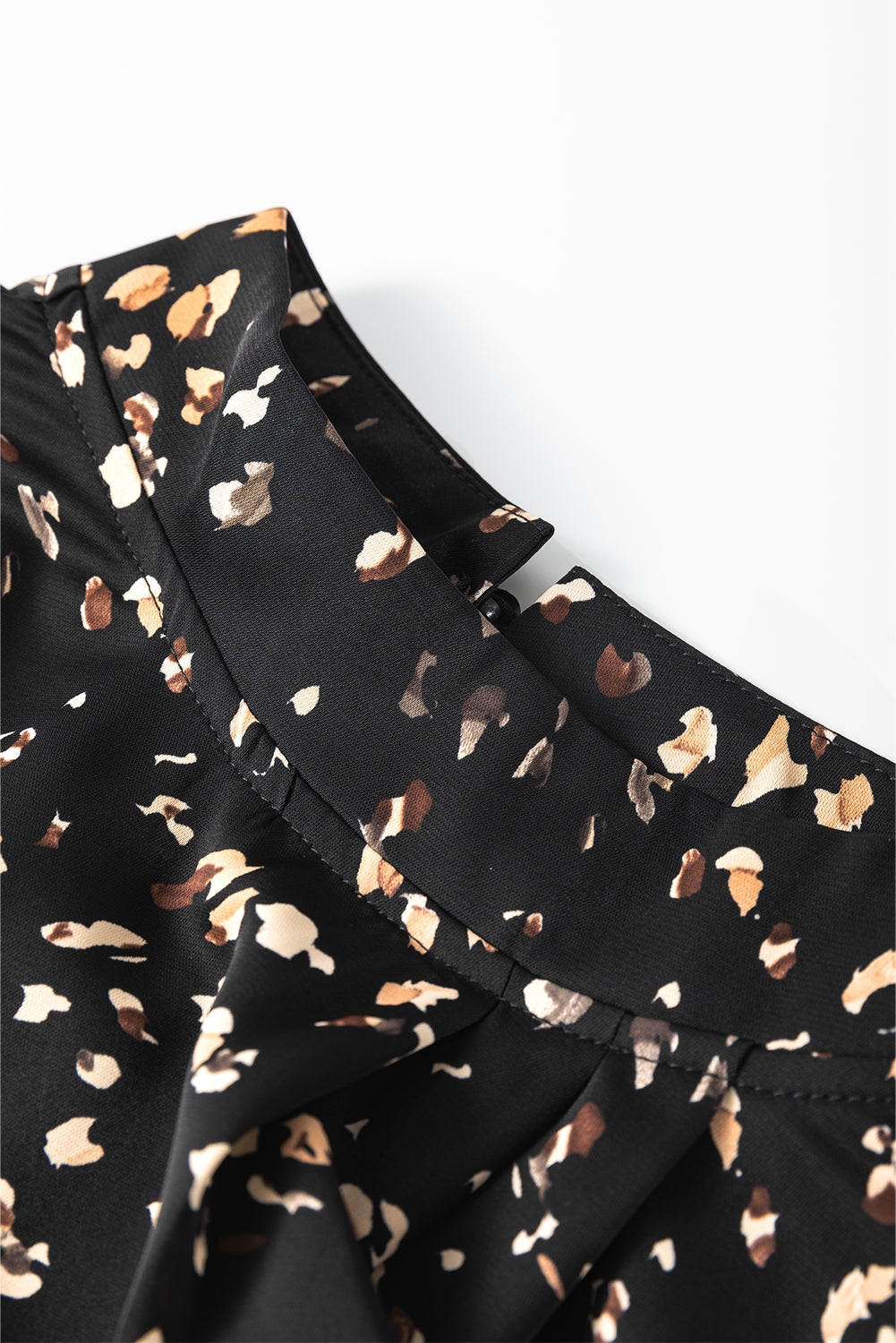 Black Leopard Print Puff Sleeve Mock Neck Pleated Blouse - Toi ‘n’ Moi Ltd