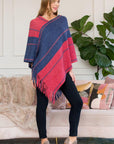 Hdf3007rdbl - Poncho à franges à imprimé chaîne bicolore rouge et bleu
