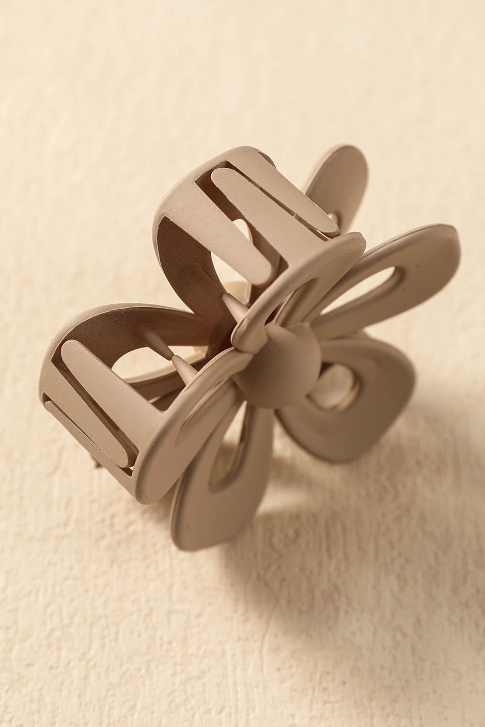 Camel Sweet Hollowed Flower Shape Claw Clip - Toi ‘n’ Moi Ltd