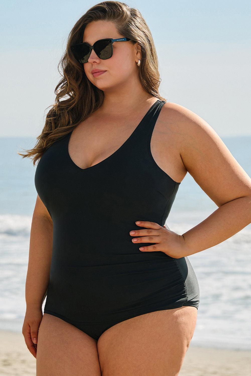 Black Solid Color U Neck Padded Plus Size One Piece Swimsuit - Toi ‘n’ Moi Ltd
