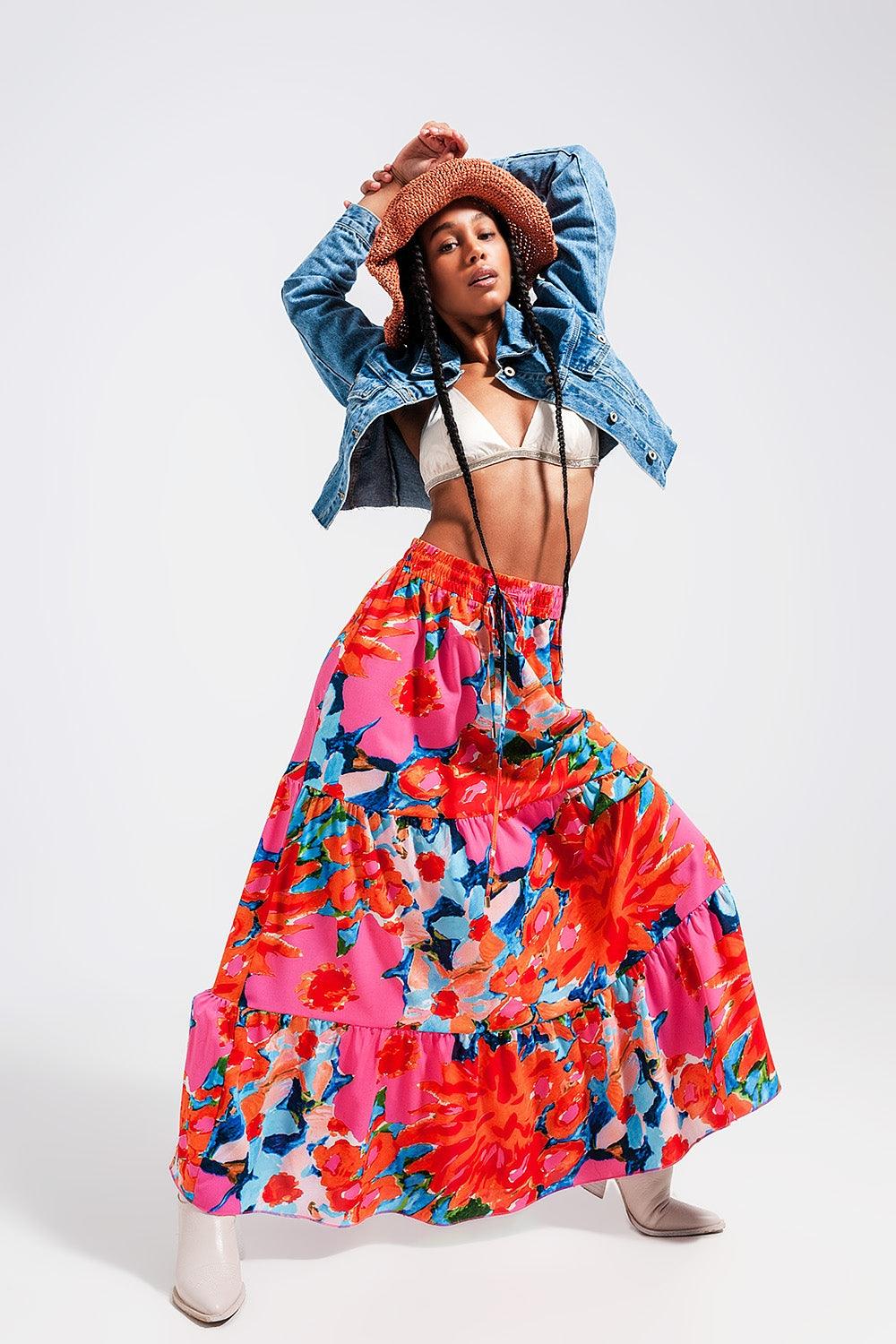 Giacca in denim corta con orlo grezzo in lavaggio medio