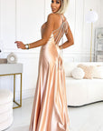 Long dress model 198498 Numoco
