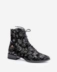 Boots model 200092 Step in style