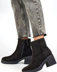Heel boots model 200275 PRIMO