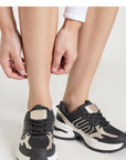 Sport Shoes model 210210 Inello
