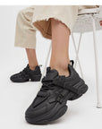 Sport Shoes model 210225 Inello