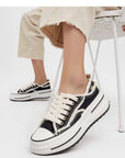 Sport Shoes model 210238 Inello