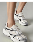 Sport Shoes model 210243 Inello