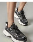 Sport Shoes model 210246 Inello