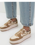 Sport Shoes model 210255 Inello