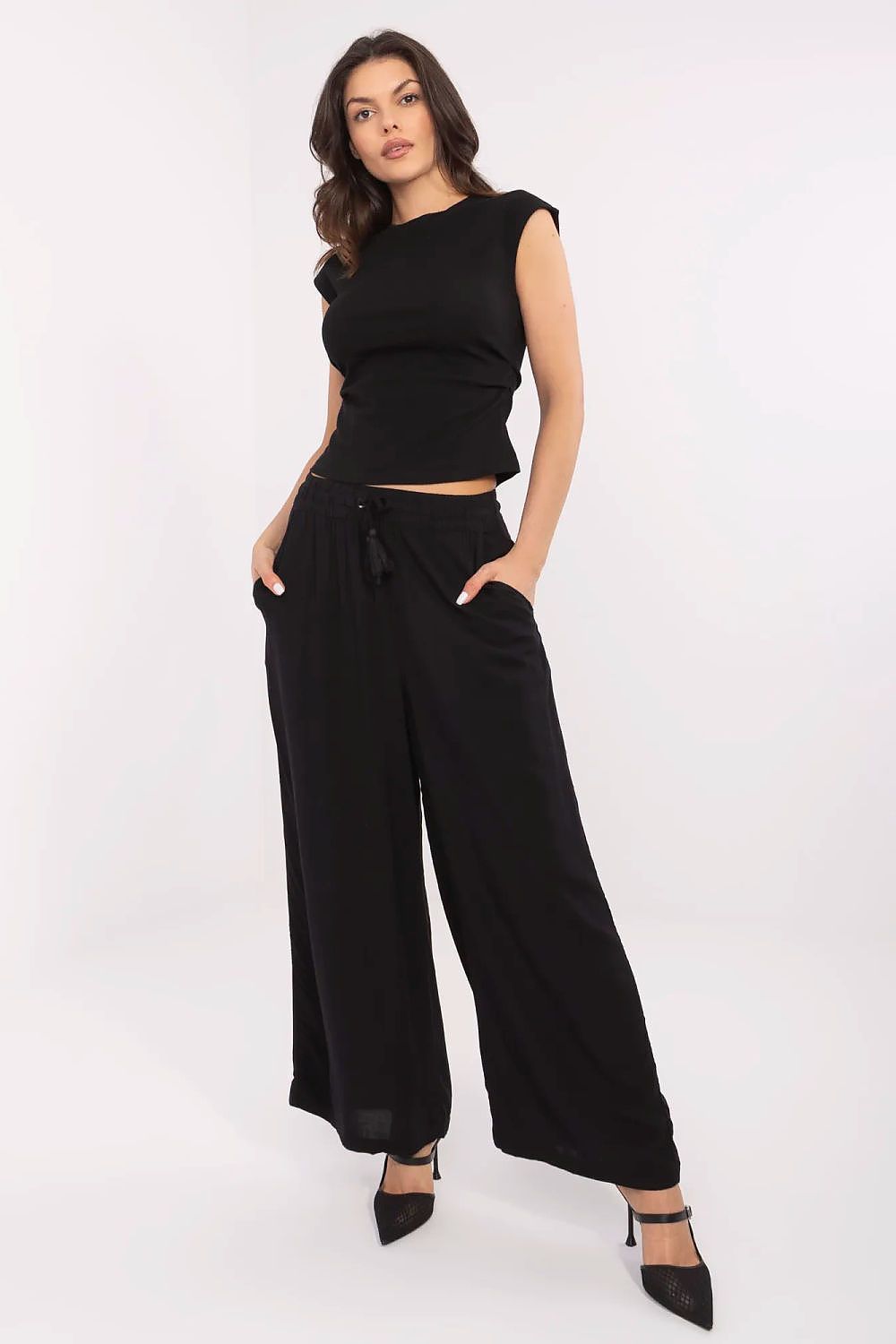Women trousers model 211493 Sublevel