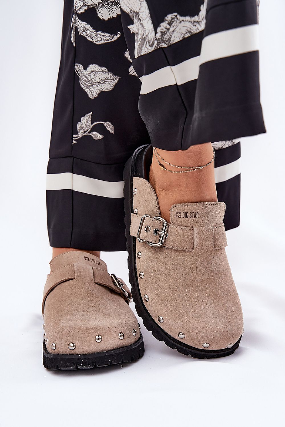 Flip-flops model 211679 Step in style