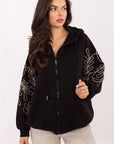 Sweatshirt model 218247 Relevance