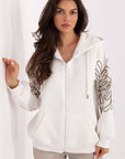 Sweatshirt model 218249 Relevance