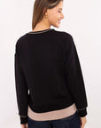 Sweatshirt model 218822 Relevance
