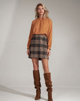 Short skirt model 150904 Figl