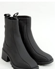 Heel boots model 157794 Inello