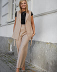 Women trousers model 172158 La Aurora