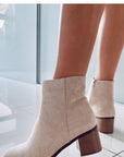 Heel boots model 172585 Inello