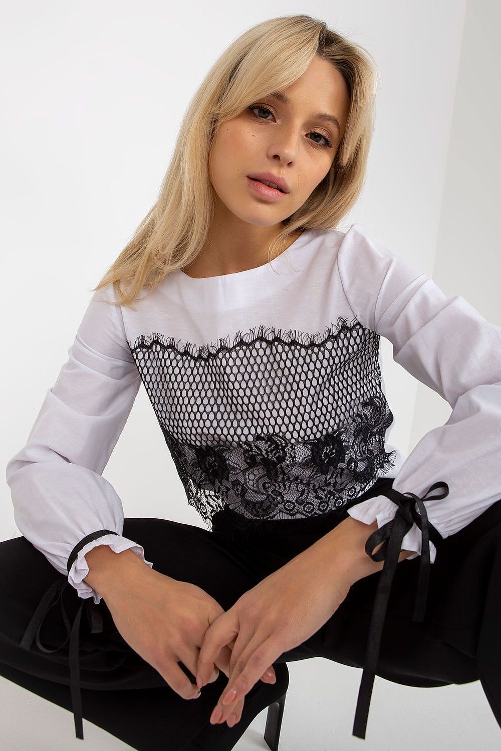 Blouse model 174462 Lakerta - Toi ‘n’ Moi Ltd