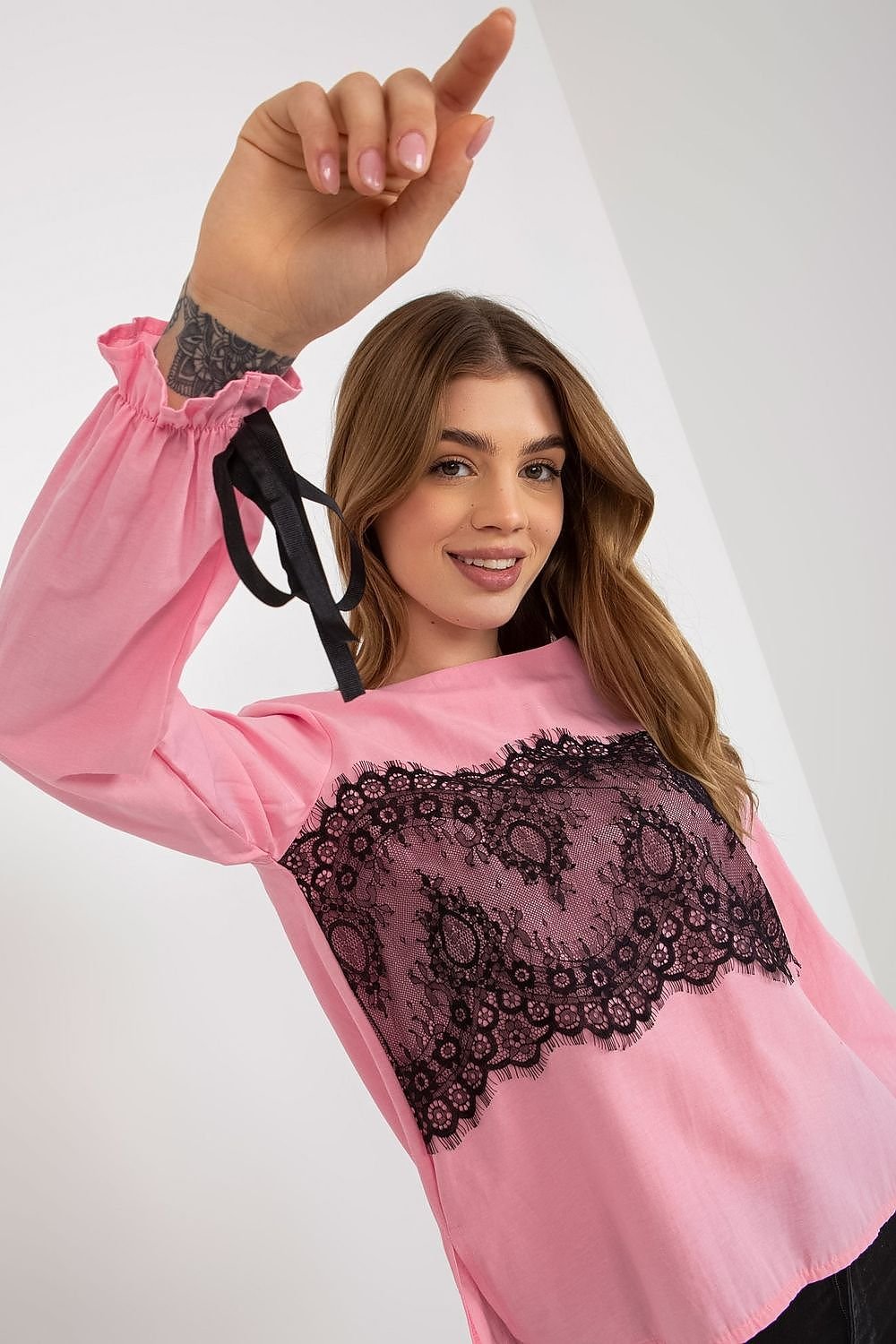 Blouse model 174462 Lakerta - Toi ‘n’ Moi Ltd