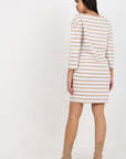 Daydress model 175116 Rue Paris