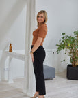 Women trousers model 178212 La Aurora