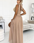 Long dress model 179055 Numoco
