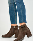 Heel boots model 184631 PRIMO