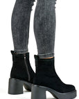 Heel boots model 186449 PRIMO