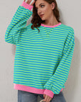 Sweat-shirt oversize à rayures bleu ciel et bordures contrastées