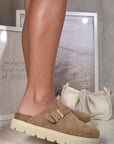 Chunky Closed Toe Buckle Sandals - Toi ‘n’ Moi Ltd