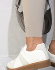 Low Top Lace-Up Trainers