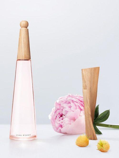 Issey Miyake Eau Pivoine Eau De Toilette Spray 100ml - Toi ‘n’ Moi Ltd