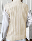 Gilet pull col montant en tricot torsadé à l'avoine