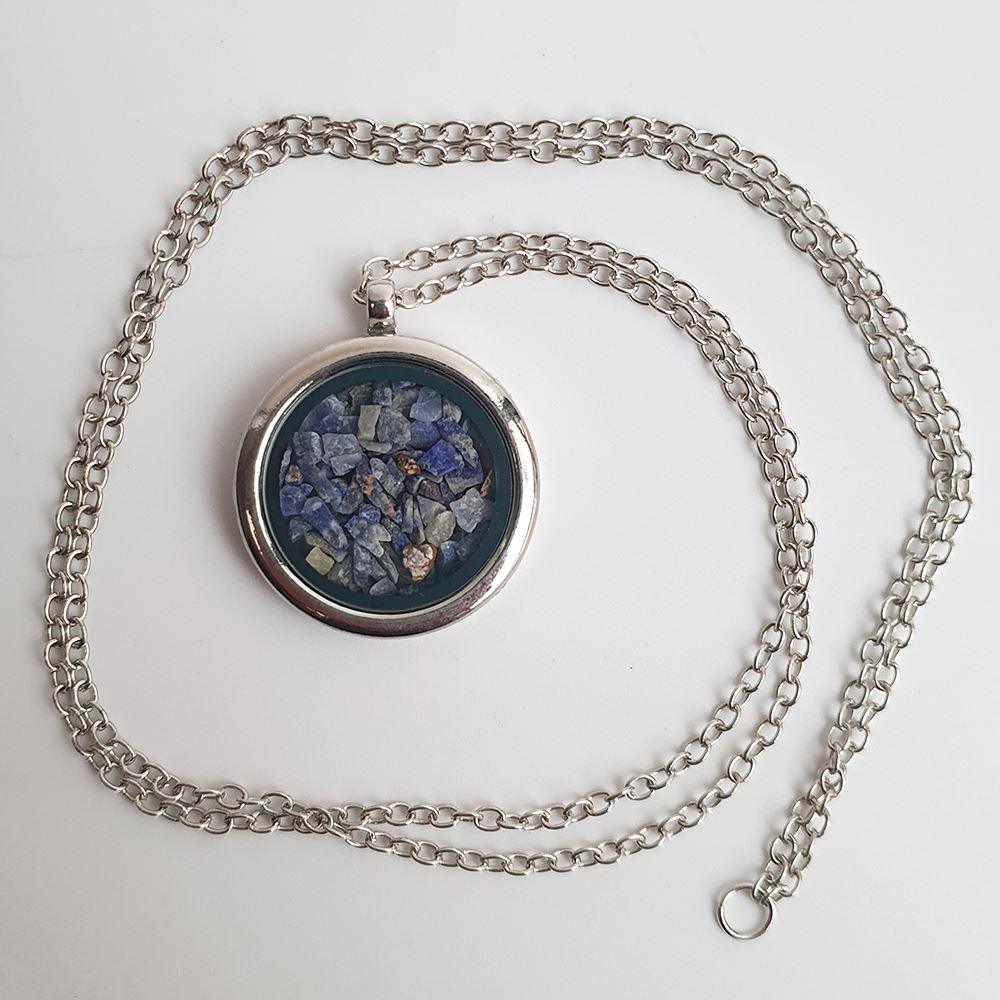 Locket Pendant with Crystal Sand - Toi ‘n’ Moi Ltd