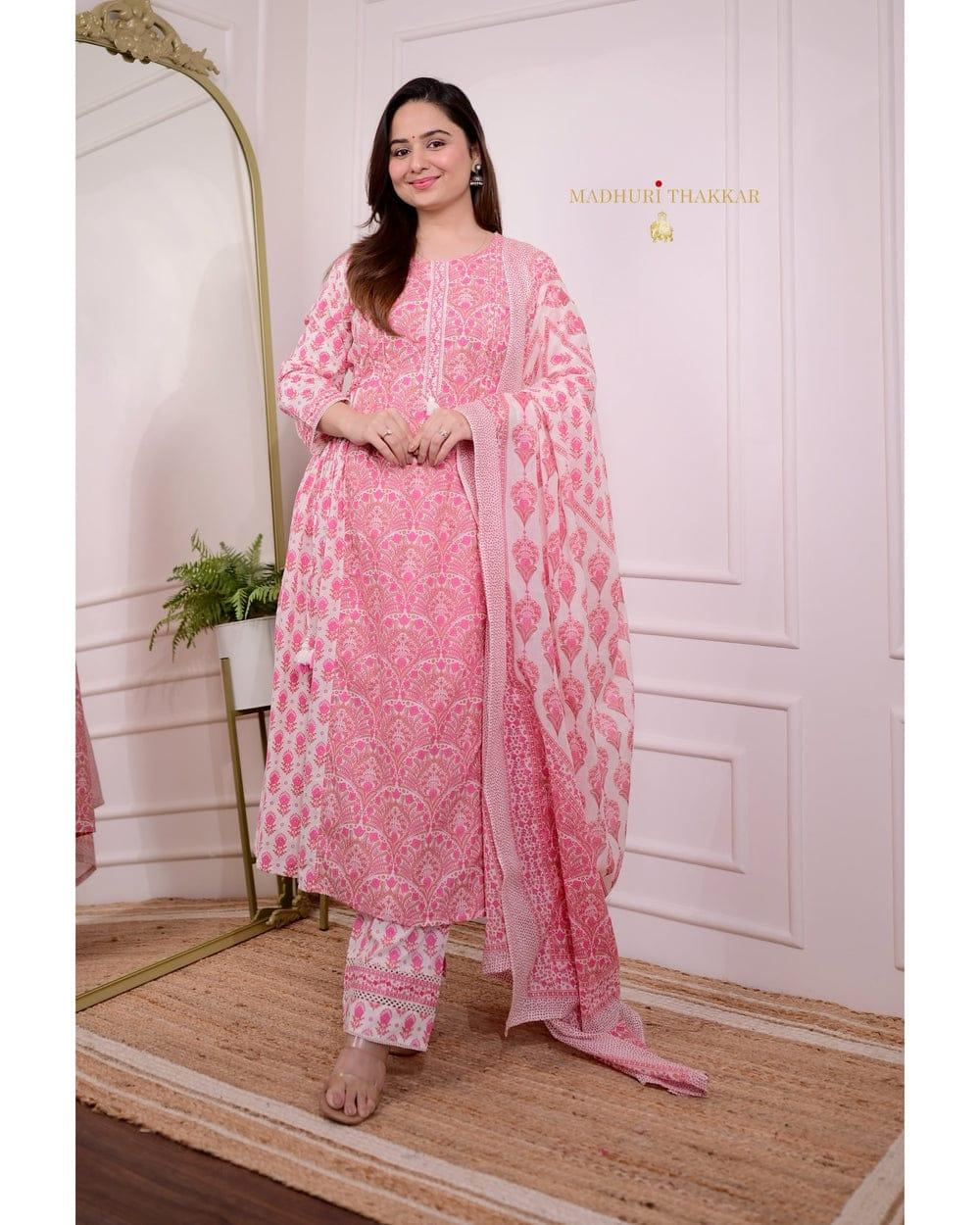 Premium Pure Cotton Floral Printed Kurti Set – Stylish Kurti with Pant & Dupatta | Comfortable Summer Dress for Women - Toi ‘n’ Moi Ltd