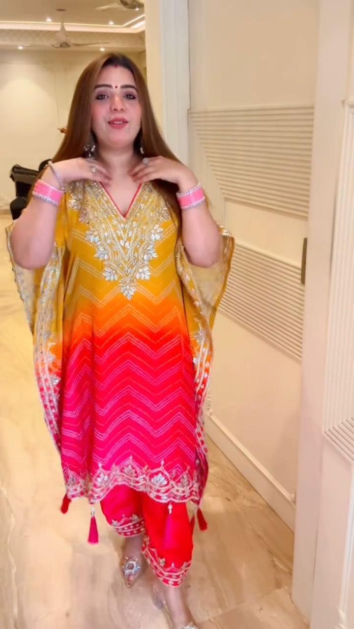 Elegant Bandhani Print Kaftan with Sequence Embroidery – Stylish Set with Pant - Toi ‘n’ Moi Ltd