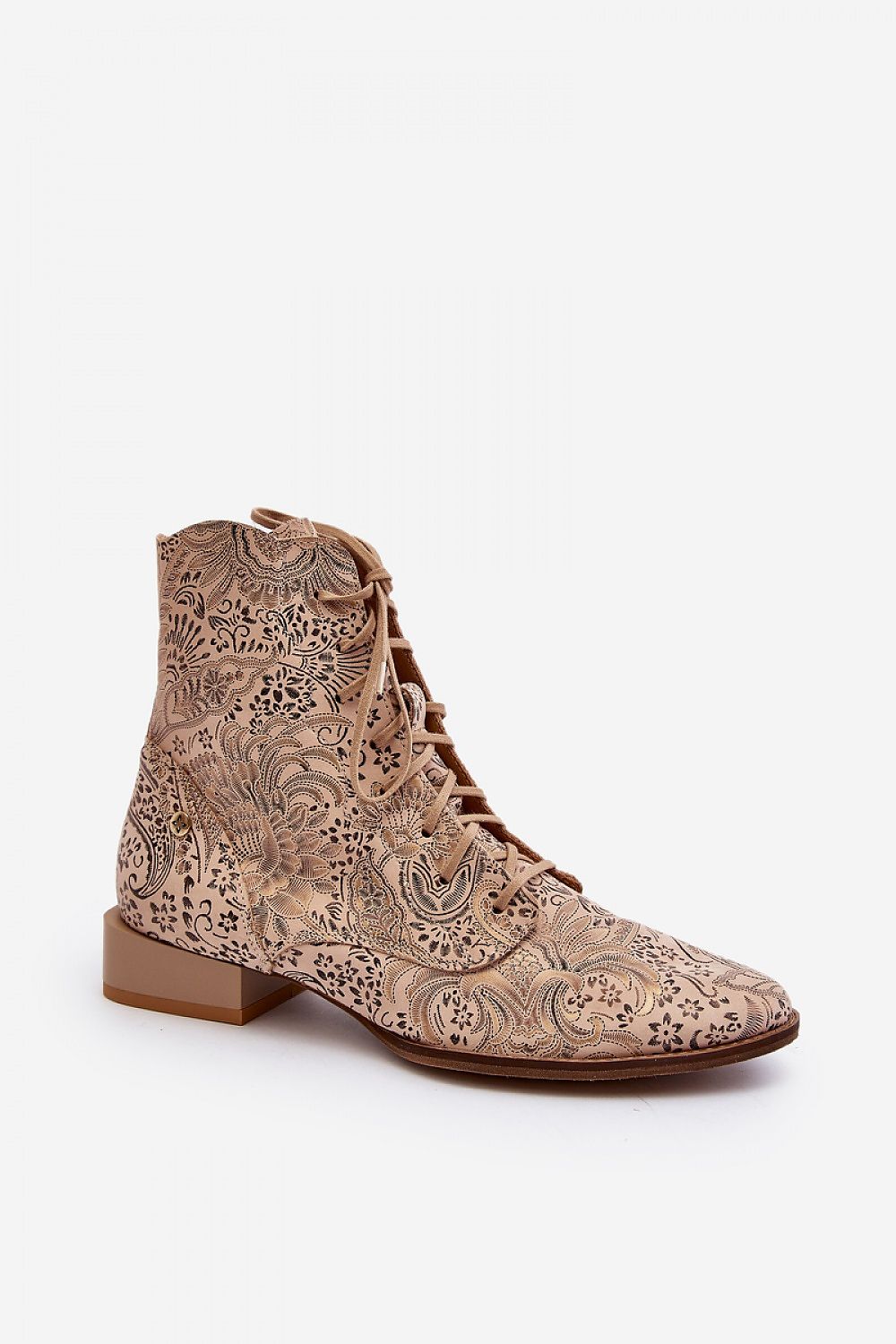  Heeled low shoes model 193934 Step in style 