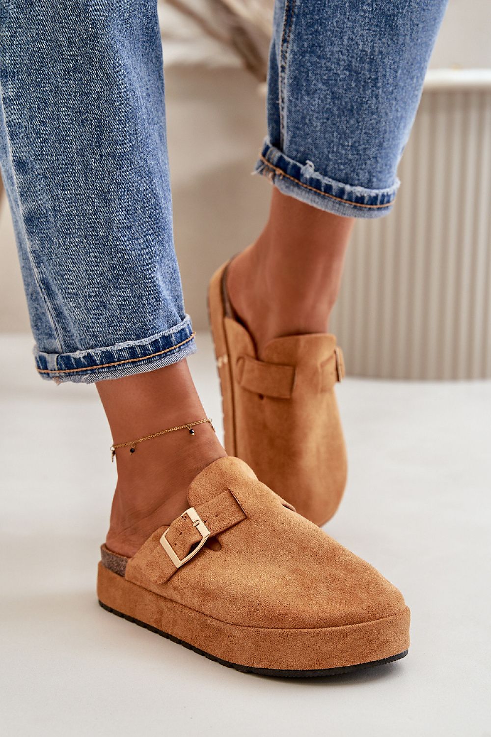  Slippers model 200123 Step in style 