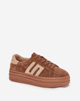  Sport Shoes model 216418 Step in style 
