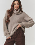 Turtleneck model 220795 Makadamia 