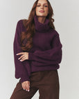  Turtleneck model 220797 Makadamia 