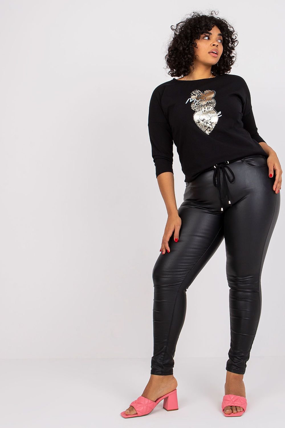 Blouse model 163050 Relevance - Toi ‘n’ Moi Ltd