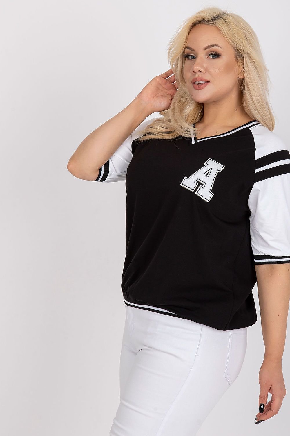 Blouse model 165955 Relevance - Toi ‘n’ Moi Ltd