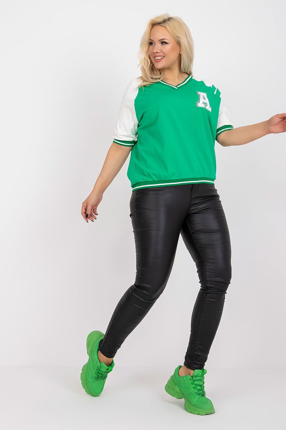 Blouse model 165955 Relevance - Toi ‘n’ Moi Ltd