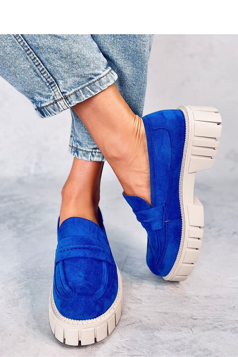  Low Shoes model 179907 Inello 